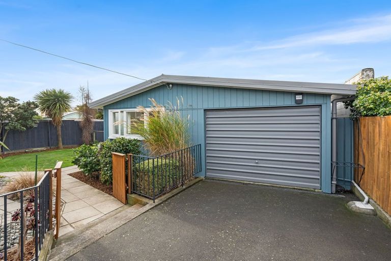 Photo of property in 71 Main Road, Redcliffs, Christchurch, 8081