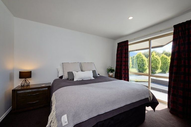 Photo of property in 50 Titoki Drive, Kaikoura Flat, Kaikoura, 7371