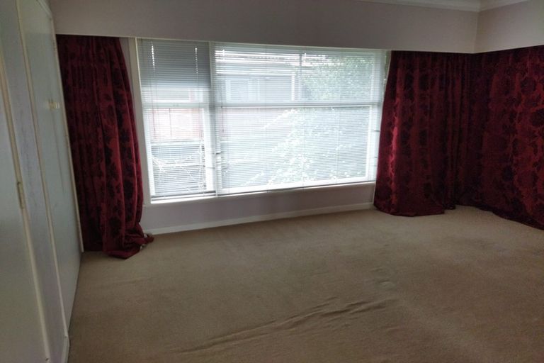 Photo of property in 279 Great North Road, Henderson, Auckland, 0612