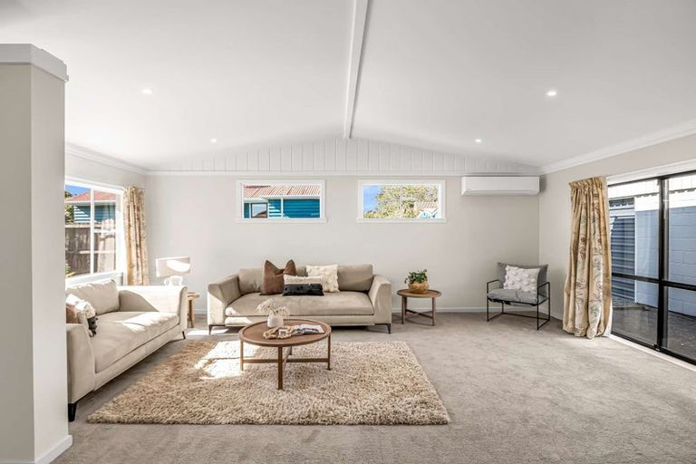 Photo of property in 19 Pratt Street, New Brighton, Christchurch, 8083