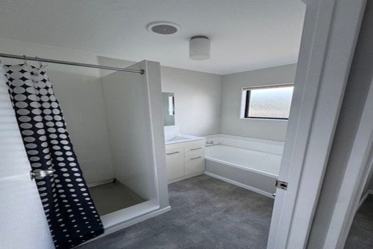 Photo of property in 38 Seabreeze Road, Mangawhai Heads, Mangawhai, 0505