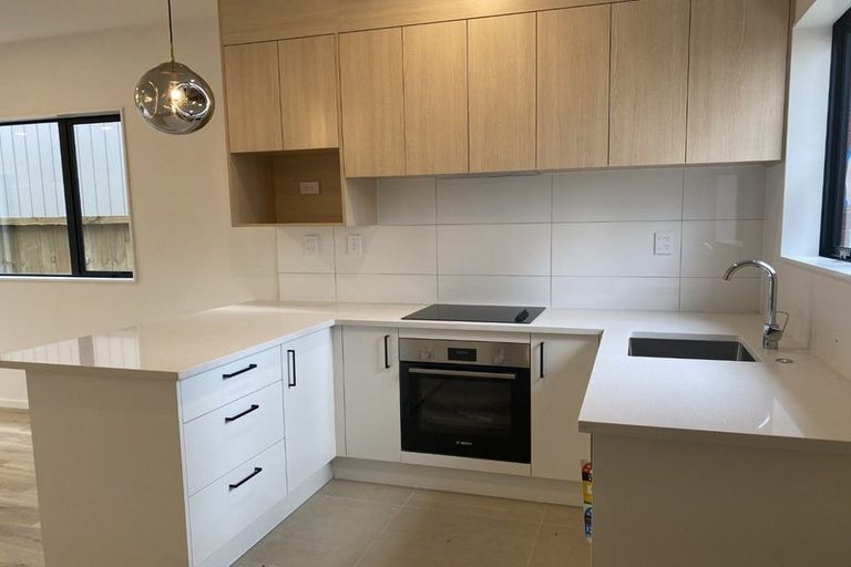 Photo of property in 39 Paetai Lane, Te Atatu Peninsula, Auckland, 0610