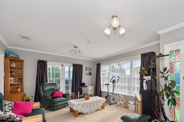 Photo of property in 10 Michael Avenue, Dinsdale, Hamilton, 3204