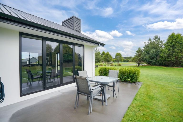 Photo of property in 171 Dunns Road, Otatara, Invercargill, 9879