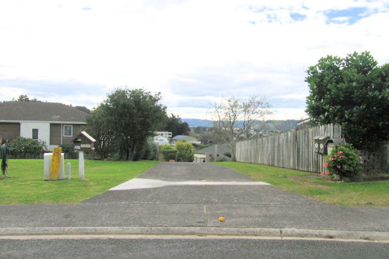 Photo of property in 104 Fernleigh Glade, Whangamata, 3620