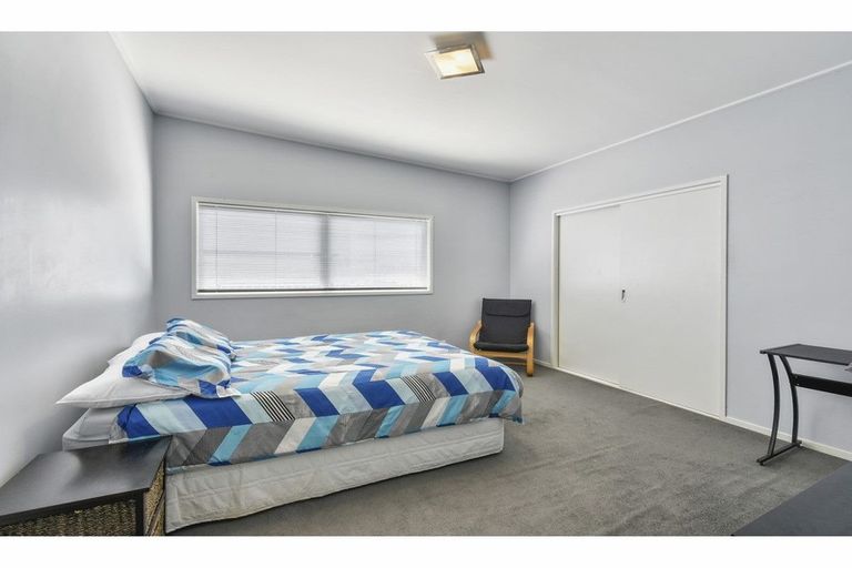 Photo of property in 18 Kaimoana Street, Weymouth, Auckland, 2103