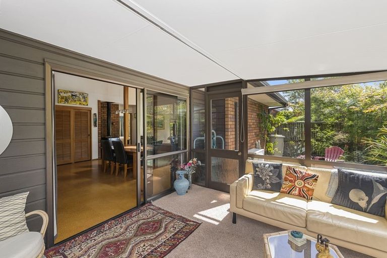 Photo of property in 1 Manu Grove, Waikanae, 5036