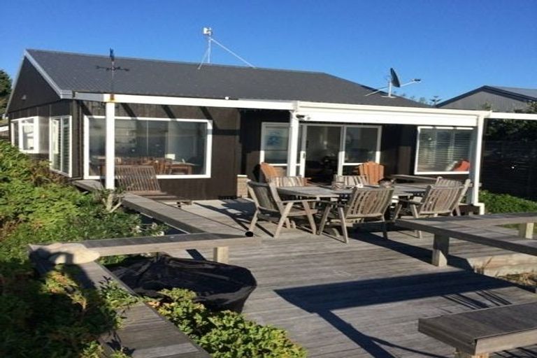 Photo of property in 579a Pukehina Parade, Pukehina, Te Puke, 3189