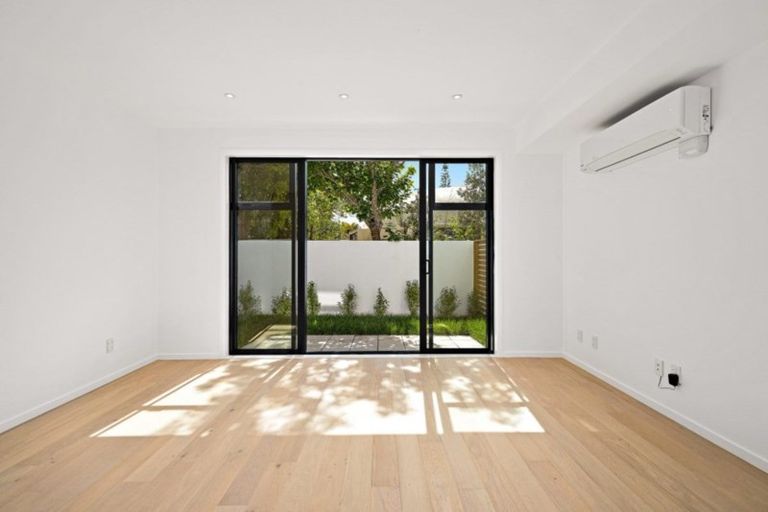 Photo of property in 7/447 Hibiscus Coast Highway, Orewa, 0931