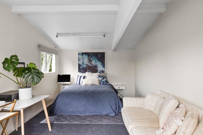 Photo of property in 3 Moeller Street, Taradale, Napier, 4112