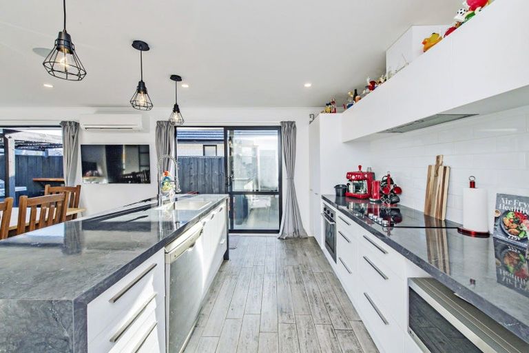 Photo of property in 11 Ragley Way, Rolleston, 7615