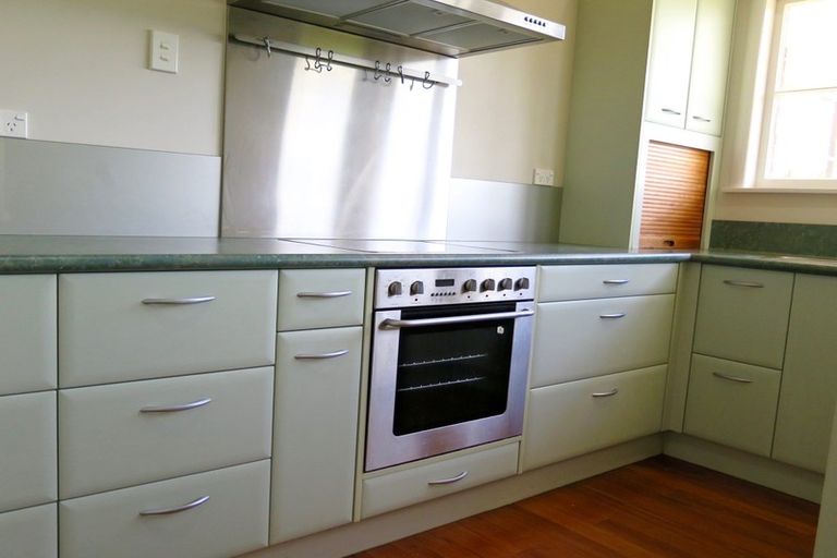 Photo of property in 64 Princes Street, Cambridge, 3434