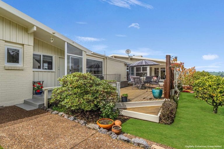 Photo of property in 30 Russell Crescent, Western Heights, Rotorua, 3015