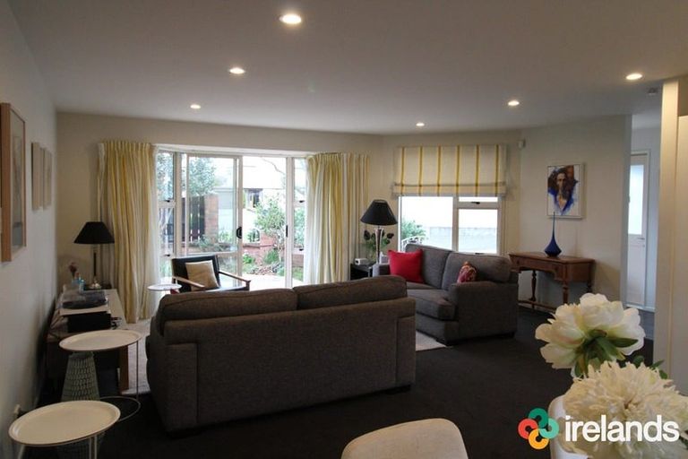 Photo of property in 9 Herbs Place, Cashmere, Christchurch, 8022
