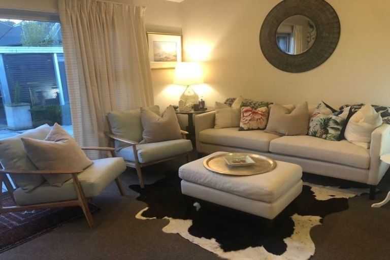 Photo of property in 2/42 Gordon Avenue, St Albans, Christchurch, 8014