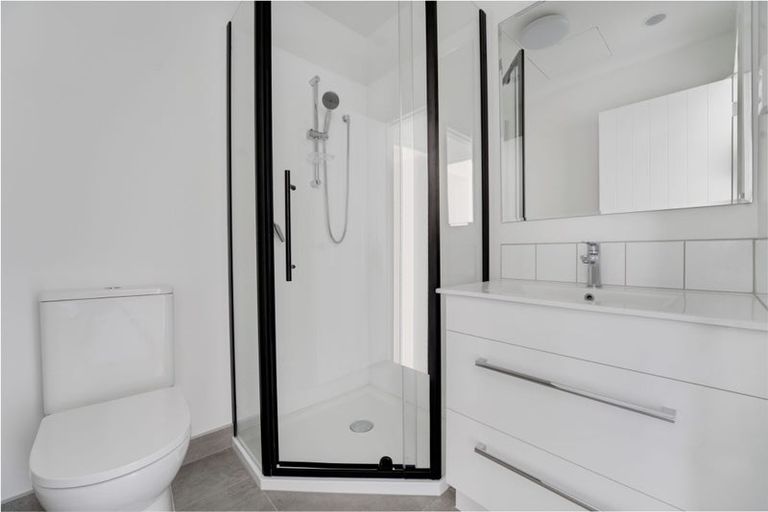 Photo of property in 101/3 Rauemi Way, Te Atatu South, Auckland, 0610