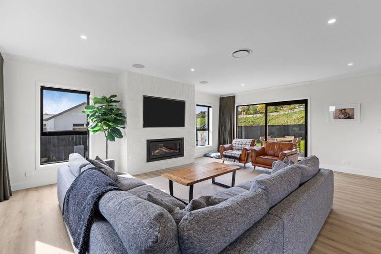 Photo of property in 29 Tuscany Way, Fitzherbert, 4410