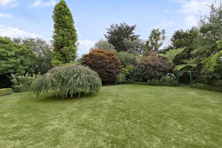 Photo of property in 395 Fergusson Drive, Heretaunga, Upper Hutt, 5018