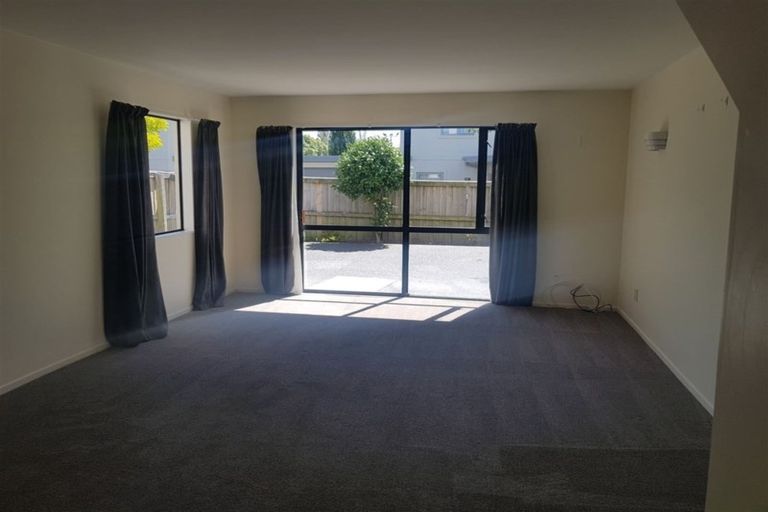 Photo of property in 1/249 Kilmore Street, Christchurch Central, Christchurch, 8011