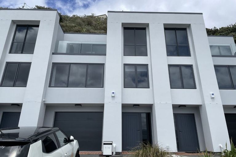 Photo of property in 9/148 Evans Bay Parade, Roseneath, Wellington, 6021