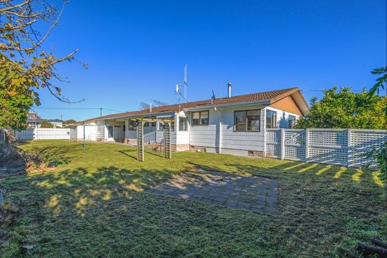 Photo of property in 3 Howe Street, Foxton, 4814