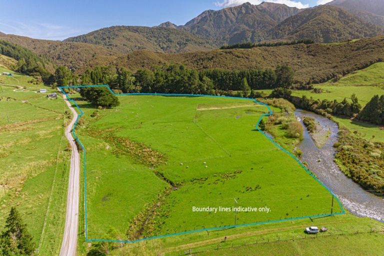 Photo of property in 722 Putara Road, Eketahuna, 4994