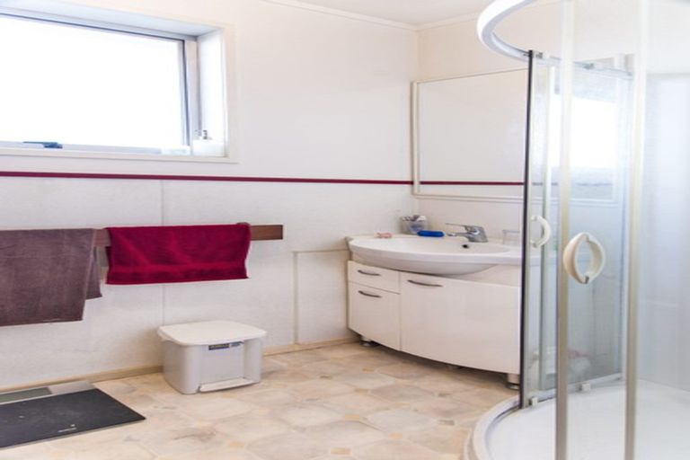 Photo of property in 1/36 Churchill Avenue, Manurewa, Auckland, 2102