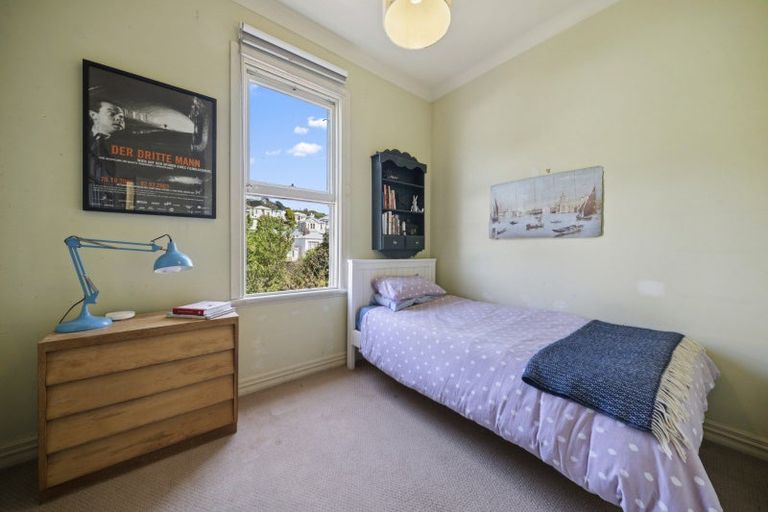 Photo of property in 160a Tasman Street, Mount Cook, Wellington, 6021