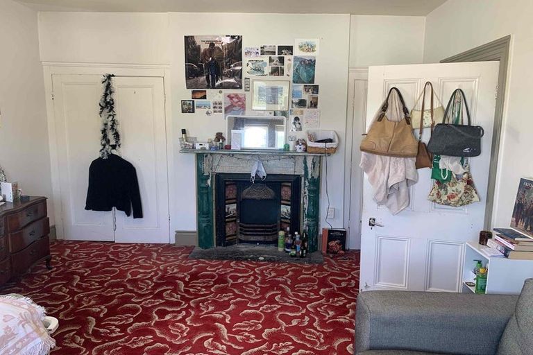 Photo of property in 22 Hanson Street, Mount Cook, Wellington, 6021