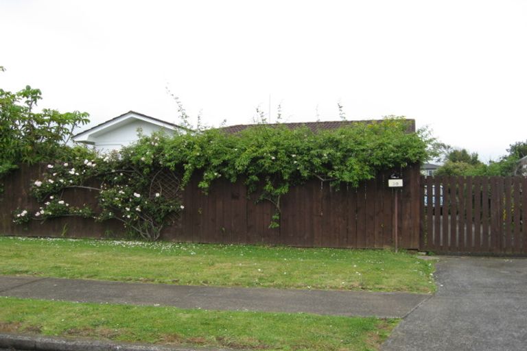 Photo of property in 30 Matapouri Road, Mangere Bridge, Auckland, 2022