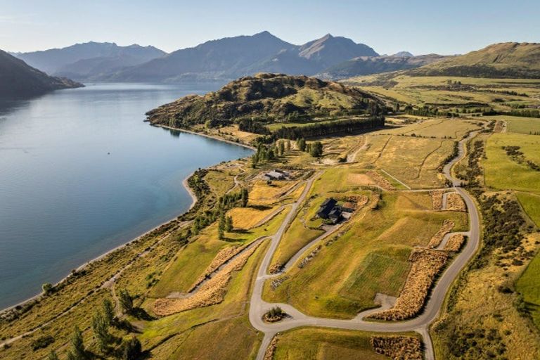 Photo of property in 6 Nathanael Place, Drift Bay, Queenstown, 9371