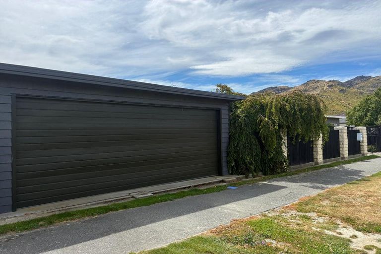 Photo of property in 13 Ortive Street, Cromwell, 9310