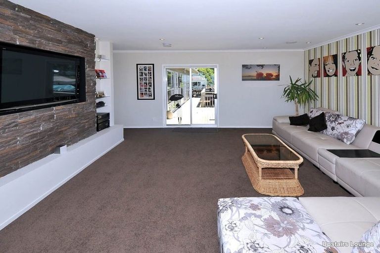 Photo of property in 86 Glamorgan Drive, Torbay, Auckland, 0630