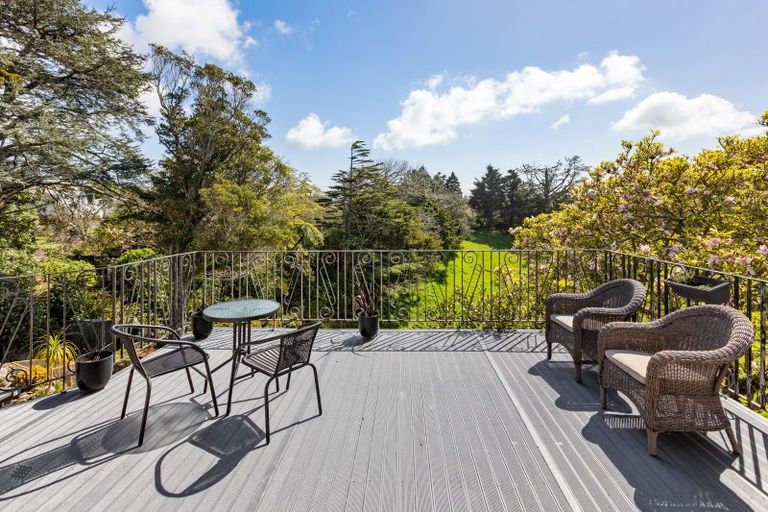 Photo of property in 13 Cowling Road, Hurdon, New Plymouth, 4310