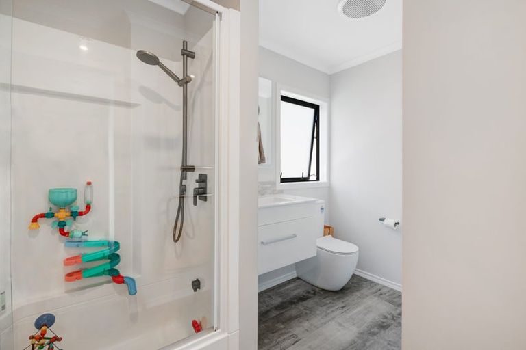 Photo of property in 10b Bass Road, Albany, Auckland, 0632