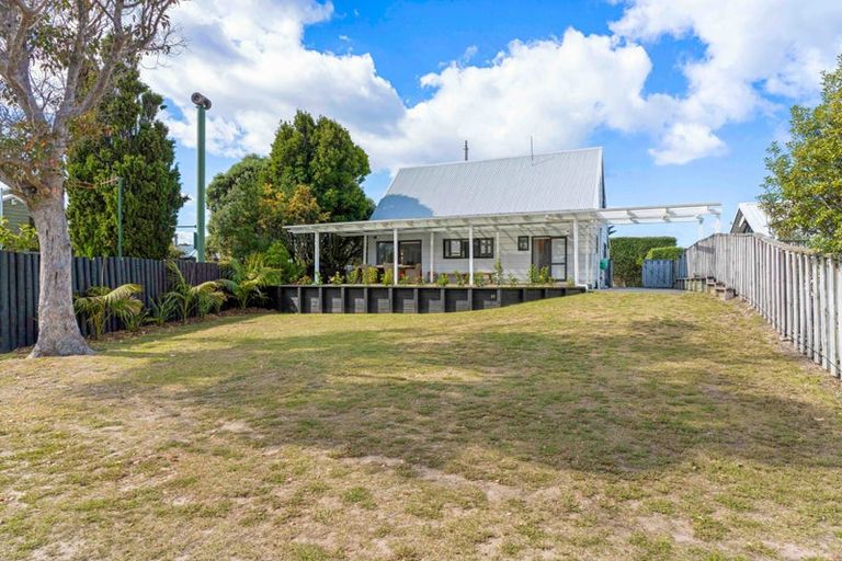 Photo of property in 49 Pauanui Boulevard, Pauanui, Hikuai, 3579