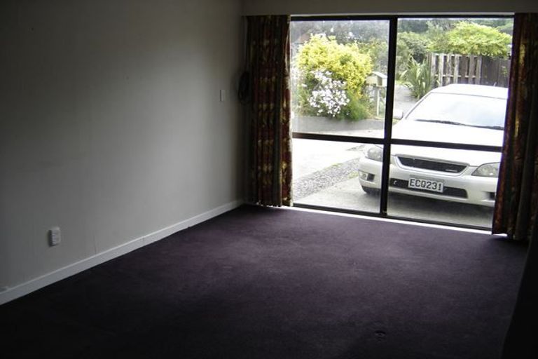 Photo of property in 6 Ballina Drive, Churton Park, Wellington, 6037