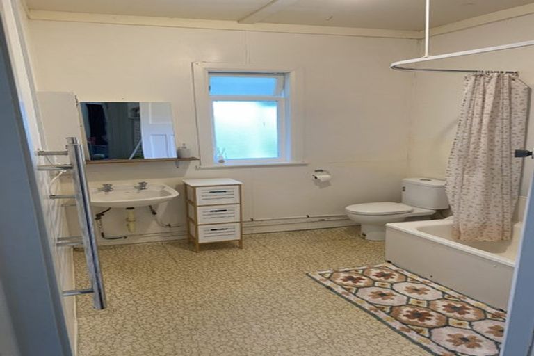 Photo of property in 11 Plunket Street, Kelburn, Wellington, 6012