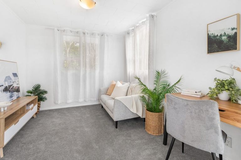 Photo of property in 2 Nikau Place, Parahaki, Whangarei, 0112