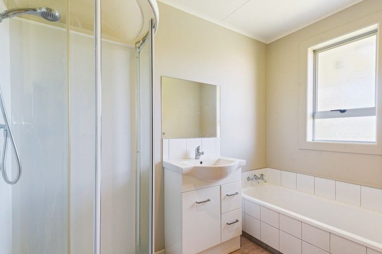 Photo of property in 13 Clyde Street, Utuhina, Rotorua, 3015