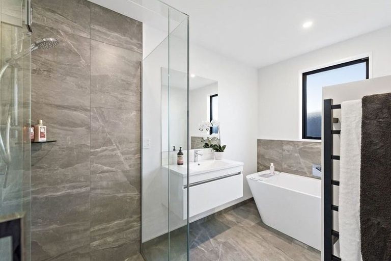 Photo of property in 11 Tulett Park Drive, Casebrook, Christchurch, 8051