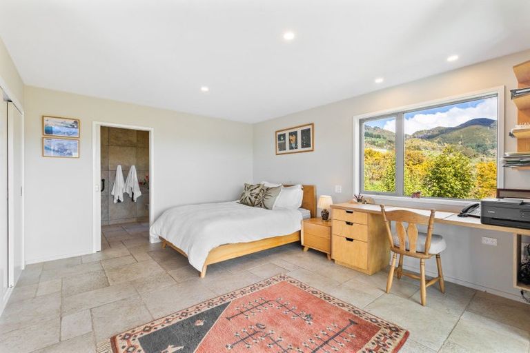 Photo of property in 19 Sandridge Terrace, Pohara, Takaka, 7183