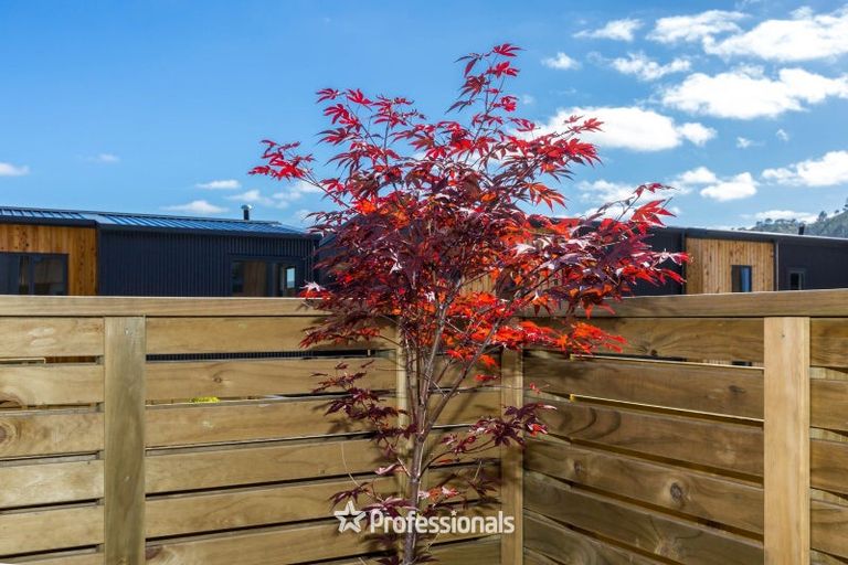 Photo of property in 31/33 Raukawa Street, Stokes Valley, Lower Hutt, 5019