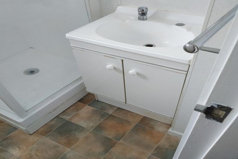 Photo of property in 6/97 Coronation Road, Papatoetoe, Auckland, 2025