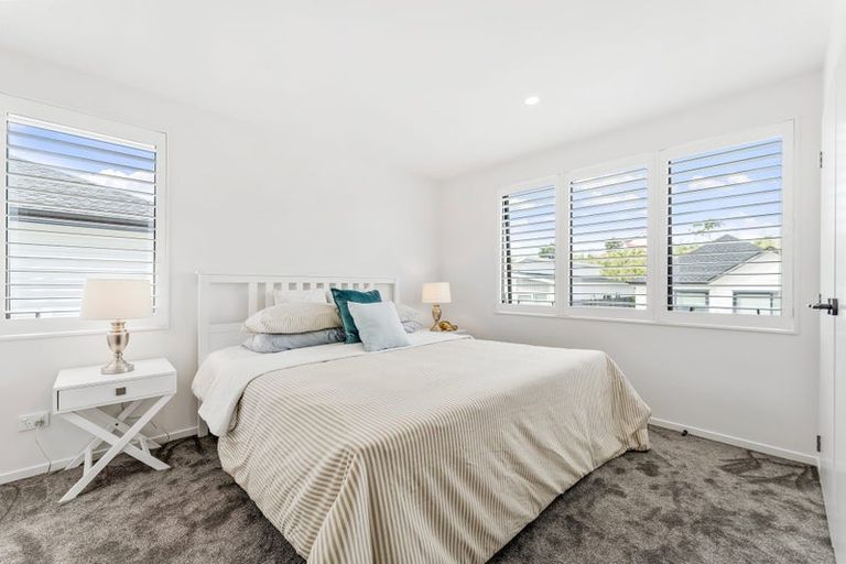 Photo of property in 35 Sidwell Road, Wainui, 0932