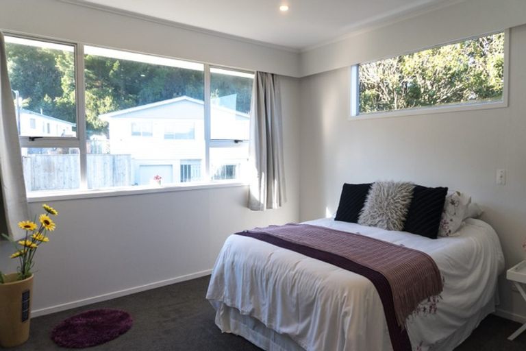 Photo of property in 5 Findhorn Place, Papakowhai, Porirua, 5024