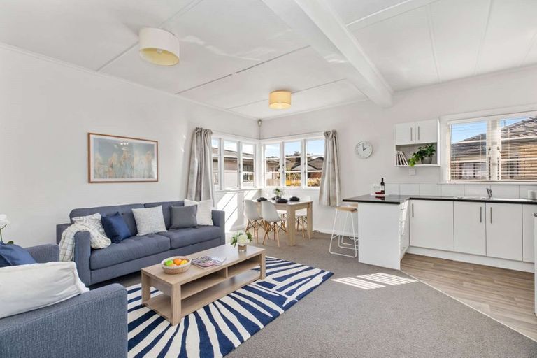 Photo of property in 1/13 Russell Road, Manurewa, Auckland, 2102