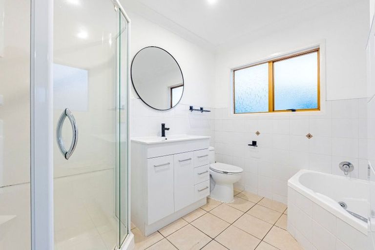 Photo of property in 79 Stapleford Crescent, Browns Bay, Auckland, 0630
