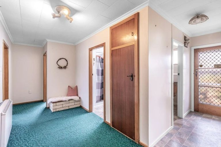 Photo of property in 145 Mcquarrie Street, Kingswell, Invercargill, 9812