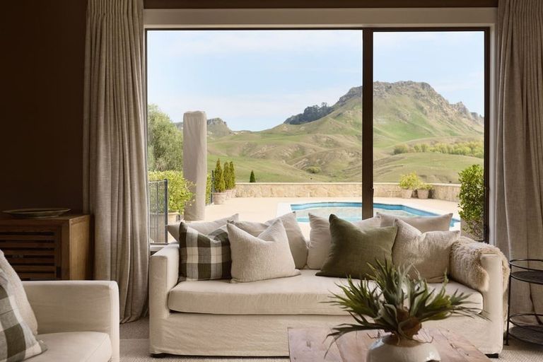 Photo of property in 42 Matangi Road, Tuki Tuki, Havelock North, 4294